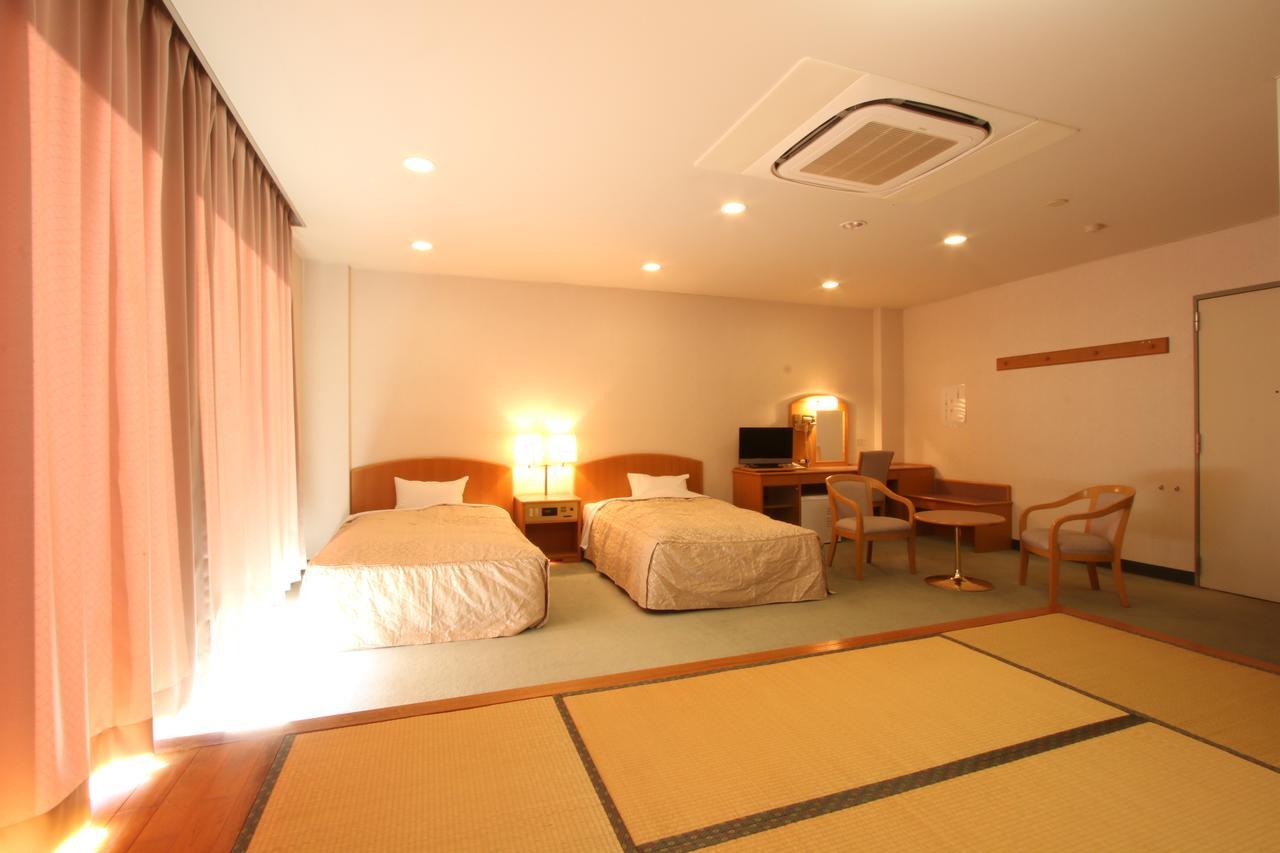 Hotel Taihei Onsen Kanoja Kültér fotó